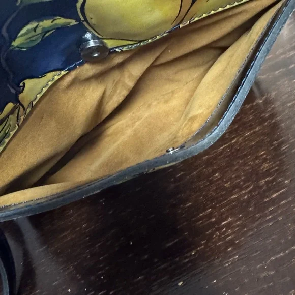 Patricia Nash Positano Limon Crossbody Bag - Picture 4 of 10